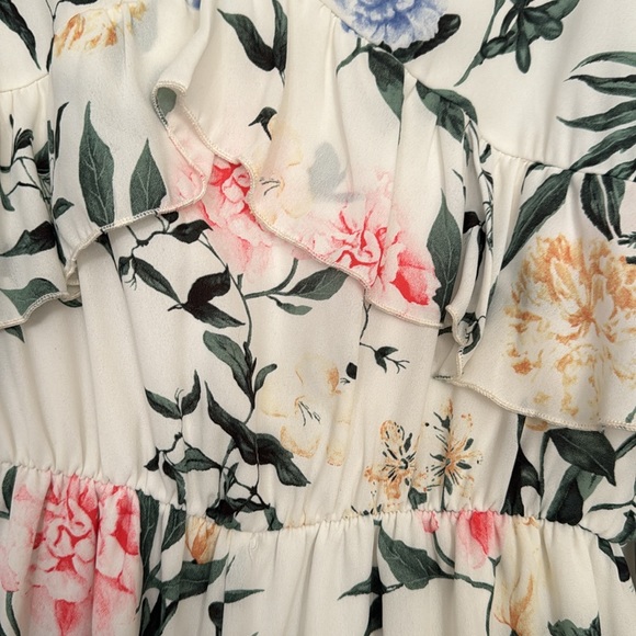 Floral Spring Romper - Picture 1 of 2